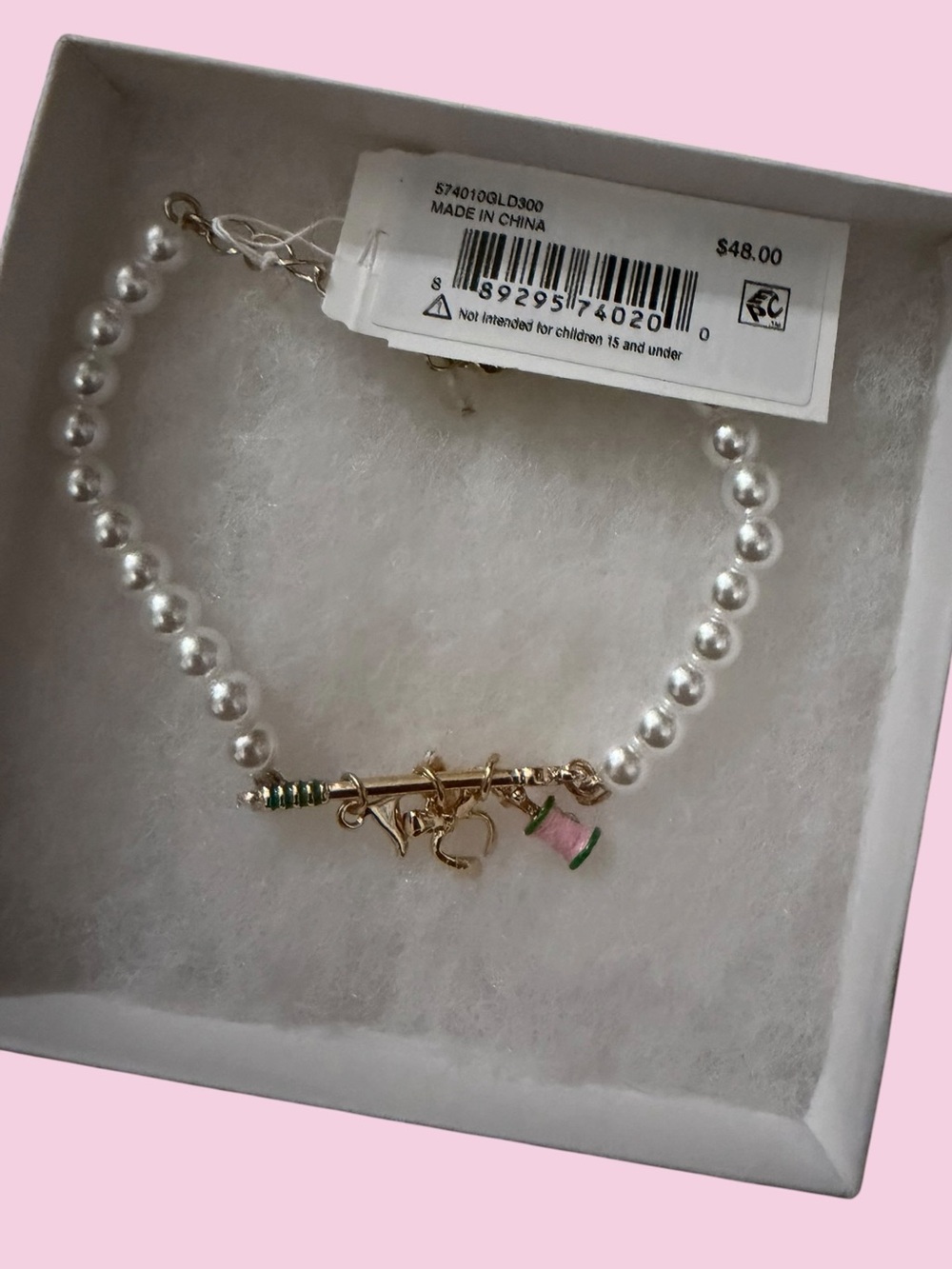 ⛳BETSEY JOHNSON🎀Golf Themed Charm Bracelet🎀Faux Pearl/Gold🎀NWT & Gift Box!